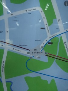 東方体育中心駅周辺図（出入り口）