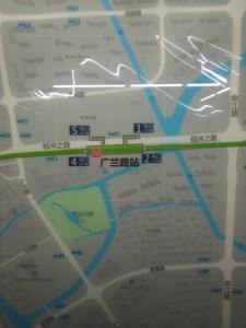 広蘭路駅周辺図（出入り口）