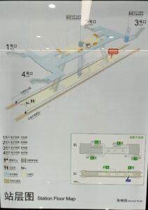 朱梅路駅周辺図（出入口）